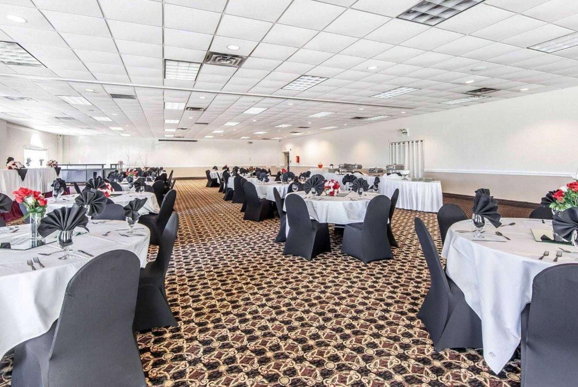 Wingate By Wyndham Marietta Conference Center Ohio Ξενοδοχείο Εξωτερικό φωτογραφία